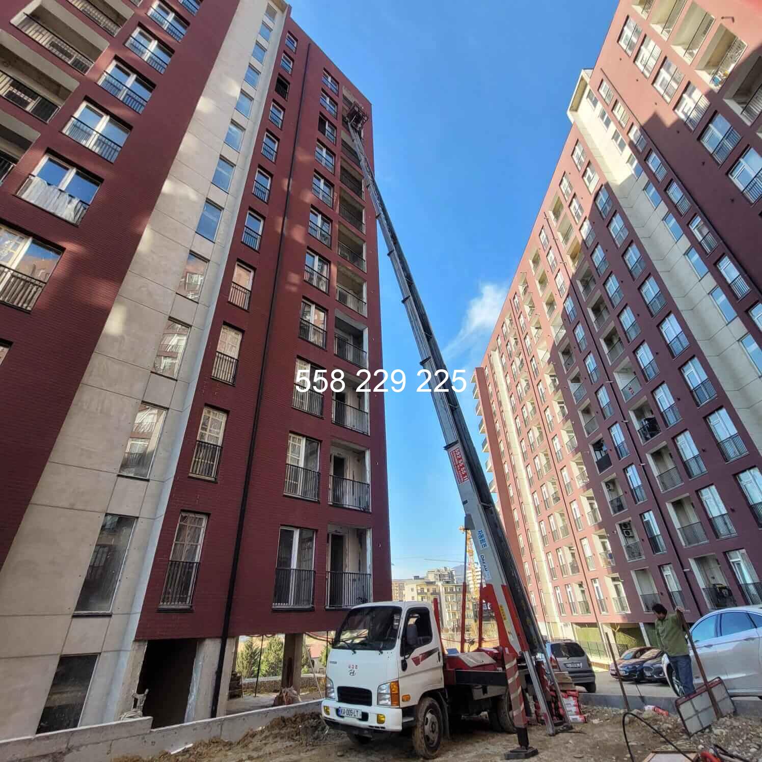 ტვირთის ატანა, ამწე ტვირთი ჟირაფი